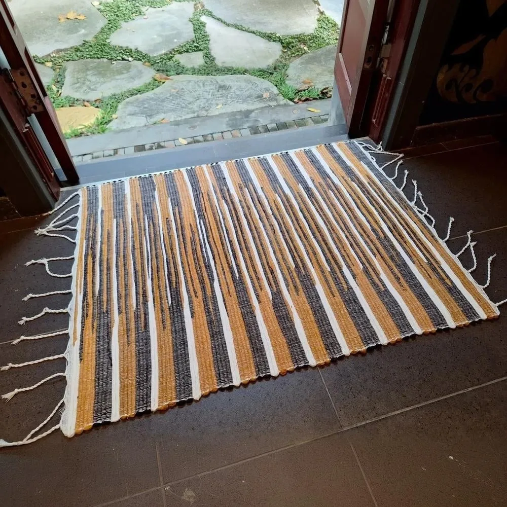sakiori weaving rug
